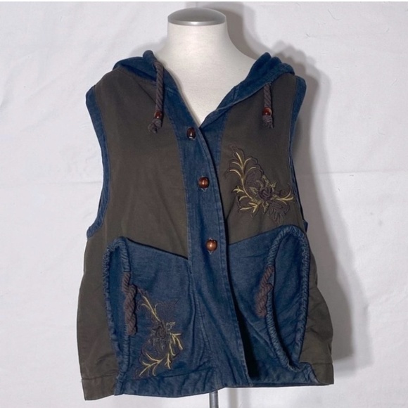 Artisanal Unique Embroidered Vest XXL - Picture 1 of 15